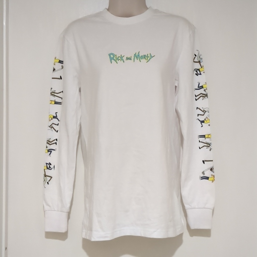 Rick and Morty Divided H&M Cartoon Network long sleeve graphic tee - size Xs